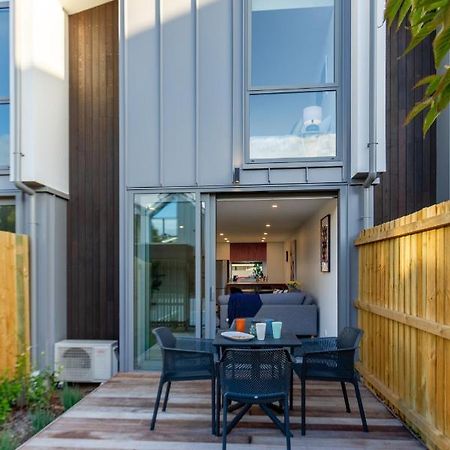 City Lights Retreat With Carpark 2 Bed 2 Bath Christchurch Exterior photo