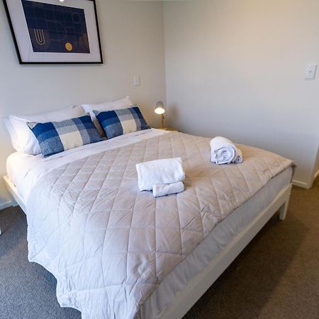 City Lights Retreat With Carpark 2 Bed 2 Bath Christchurch Exterior photo