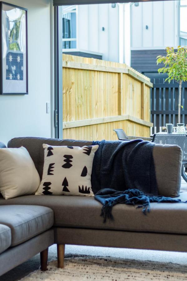 City Lights Retreat With Carpark 2 Bed 2 Bath Christchurch Exterior photo