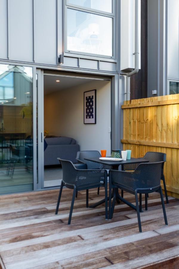City Lights Retreat With Carpark 2 Bed 2 Bath Christchurch Exterior photo