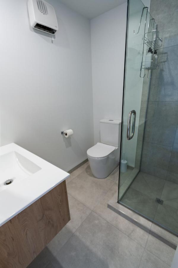 City Lights Retreat With Carpark 2 Bed 2 Bath Christchurch Exterior photo